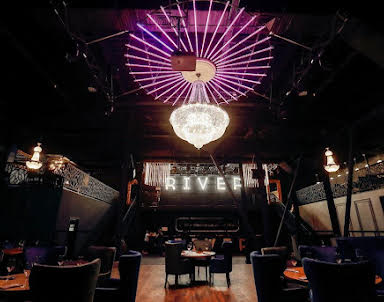  ресторан River Room