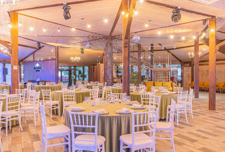 Ресторан в VIP-зал кафе "Берег"