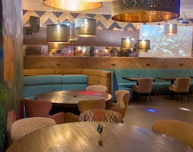  ресторан Караоке-клуб Shizgara на Автозаводе