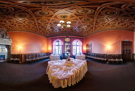 С видом на Неву в С видом на Неву