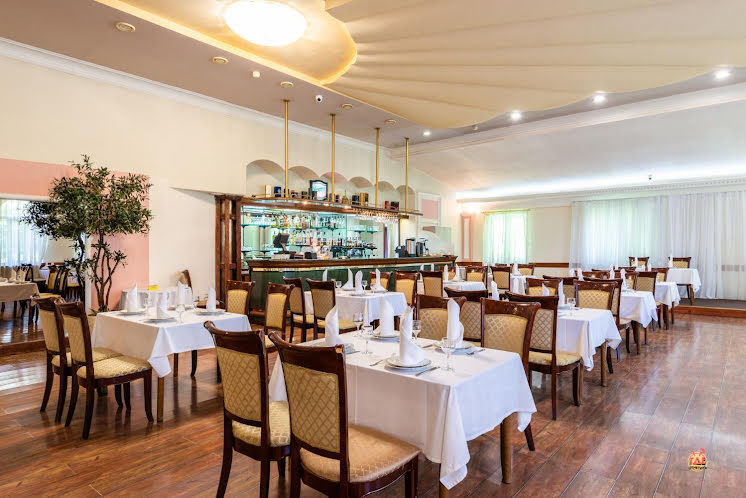 Зал на 120 человек в «Лав» фотография №7