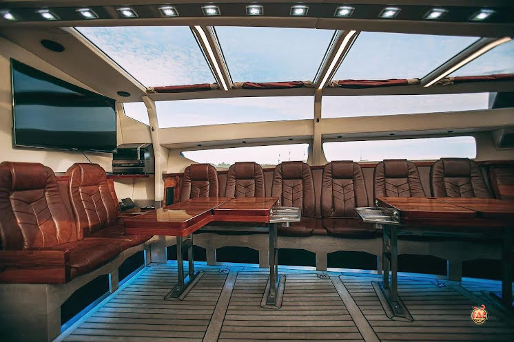 Белуга в «YES BOAT» фотография №5