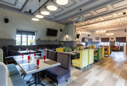 Караоке-зал в Зал "Башня"