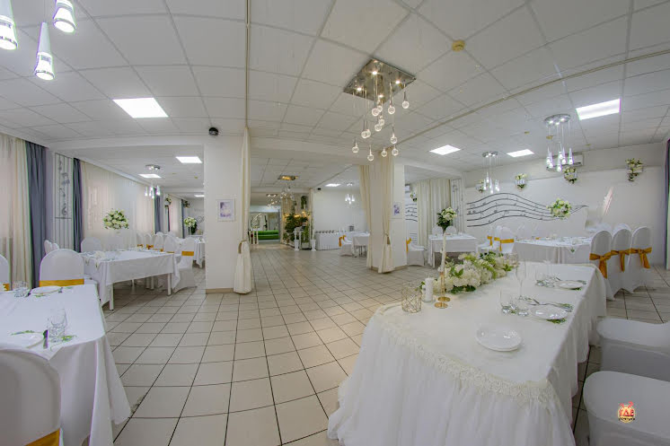 Большой зал  в «Праздничный» фотография №8