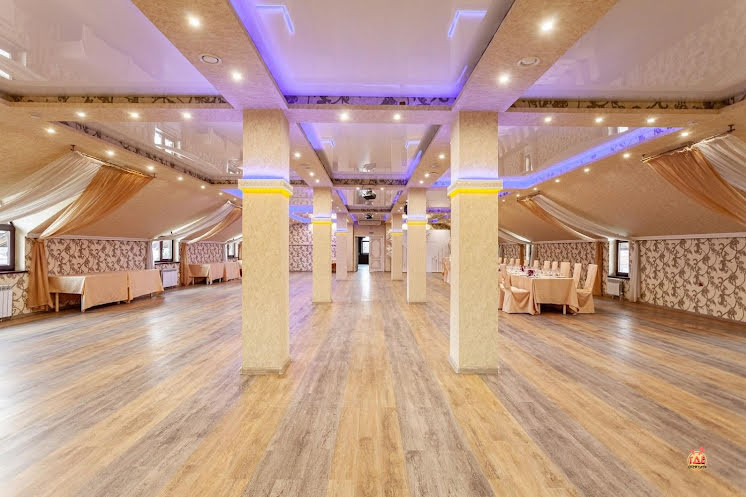 Банкетный зал на 3 этаже в «Помещик на Бершанской» фотография №2