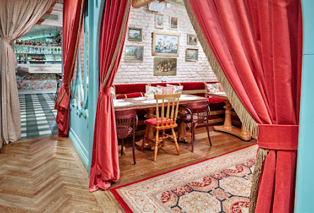 Бордовый зал в Бордовый зал