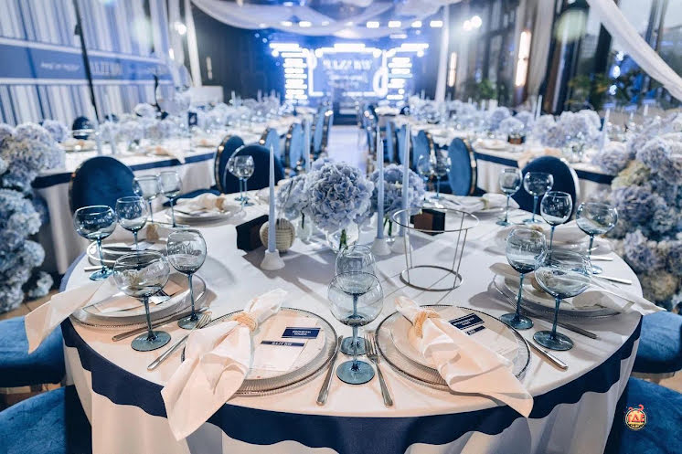 Основной зал в «Mooring» фотография №5