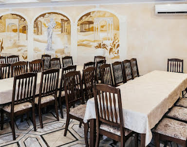  ресторан Mari Inn