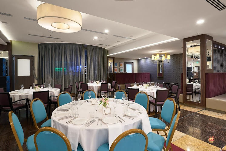 Ресторан Emerald в «DoubleTree by Hilton Tyumen» фотография №3