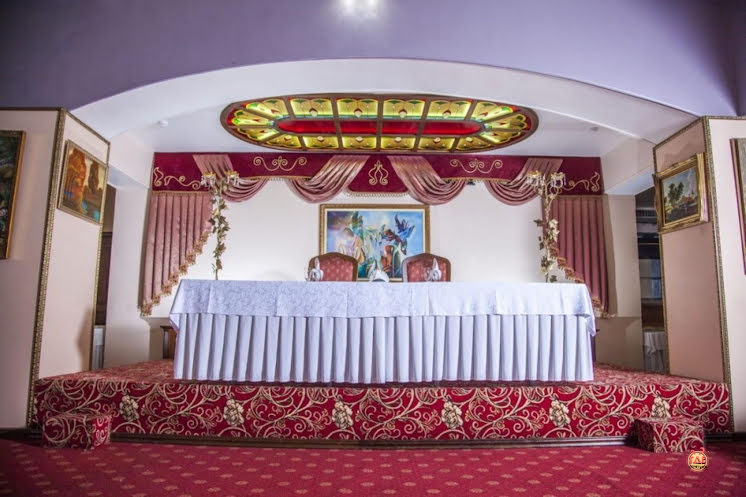 Зал «Витражный» в «Али» фотография №3