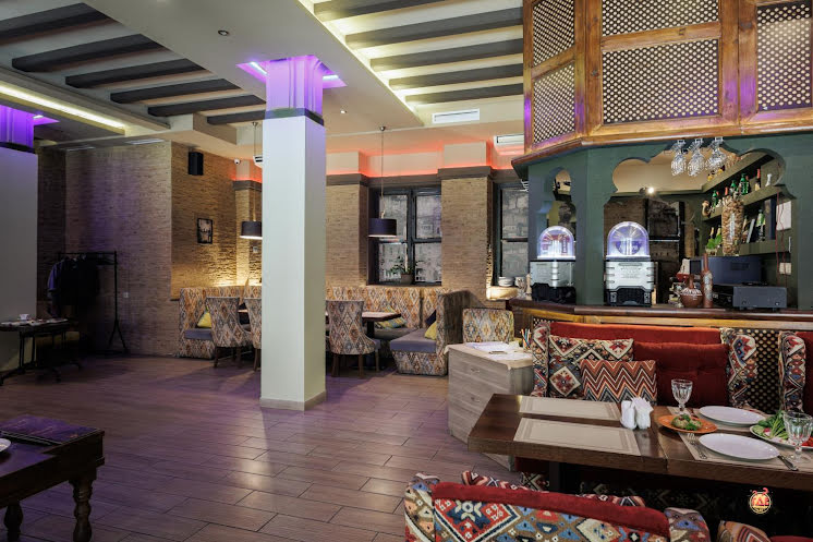 Общий зал в «Старая Грузия» фотография №14