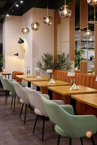 Малый зал  в «Вкусная компания на Советской Армии» фотография №12