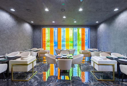 Черный зал в Лобби-бар