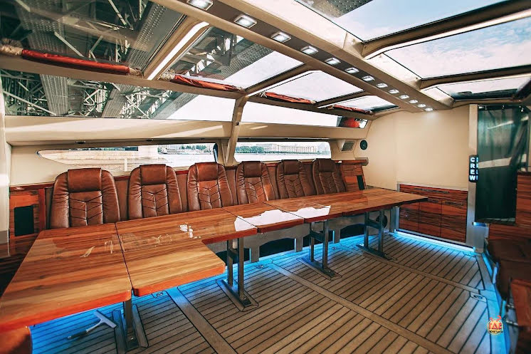 Белуга в «YES BOAT» фотография №6