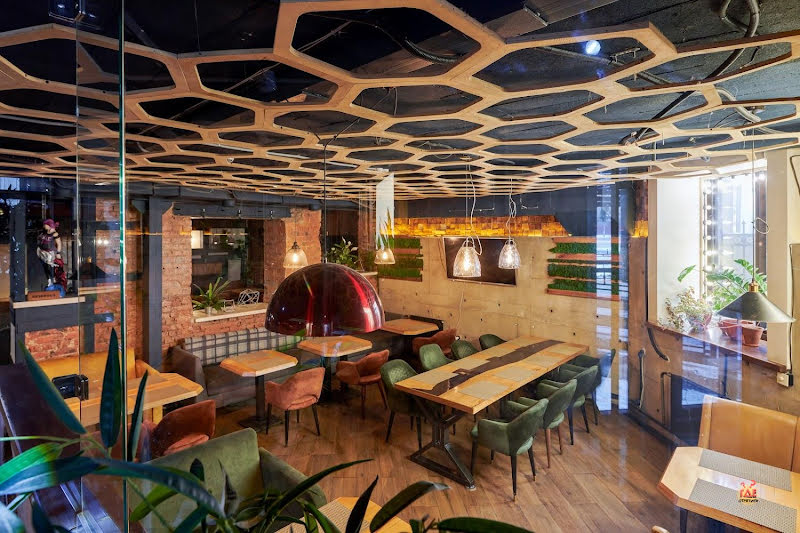 Корова на бочке на Карла Маркса фотография №10