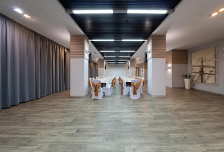 Зал «Екатеринбург» в Нижний зал ресторана «Синема»