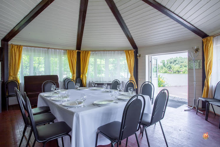 Беседка  рыбака в «Рыболовная усадьба - Парк-отель Остров» фотография №1