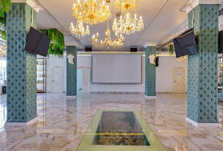 «АмBAR» в Зимний сад