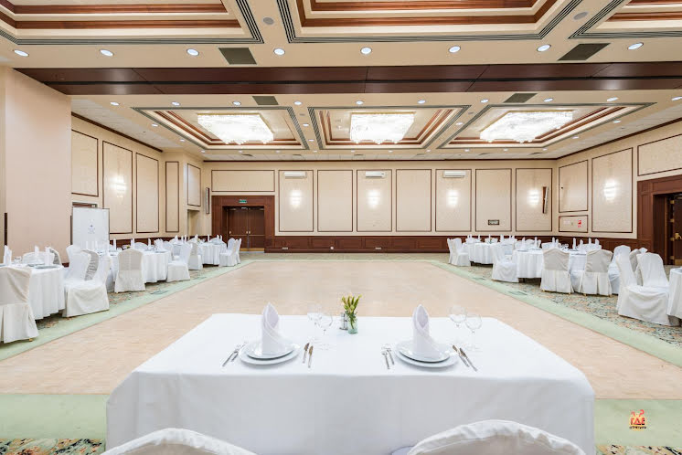 Банкетный зал «Петровский» в «Азимут Отель Аэростар» фотография №10