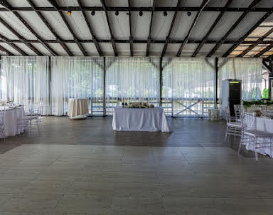  ресторан Двин Холл