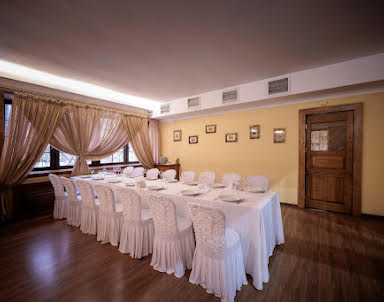  ресторан Иверия