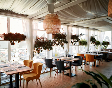  ресторан BONA CAPONA на Комендантском