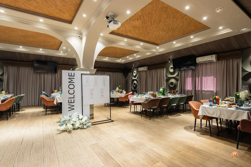 Dvin Hall фотография №1