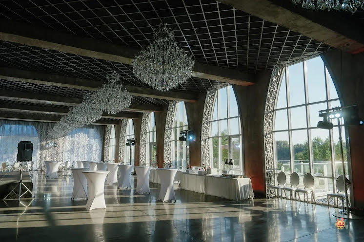 Большой зал  в «Тортуга» фотография №4