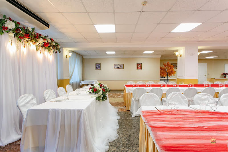 Family Hall фотография №11