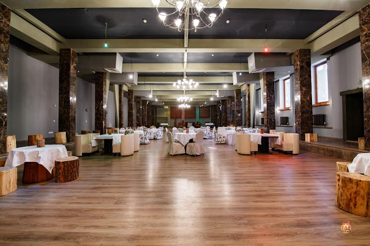 Зал «Бальный» в «Таёжные Дачи» фотография №5