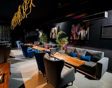 День рождения в SMOKE INN на Рентгена