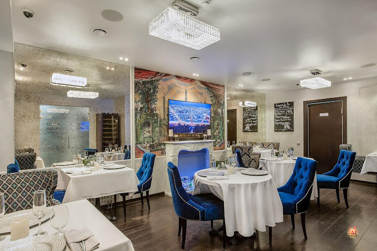 Зал ресторана  в «Regul» фотография №3