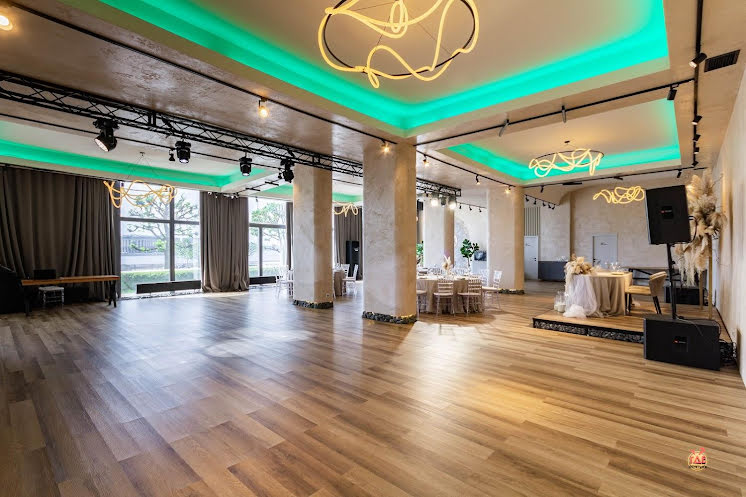 URBAN в «AMAND HALL / Аманд Холл» фотография №8