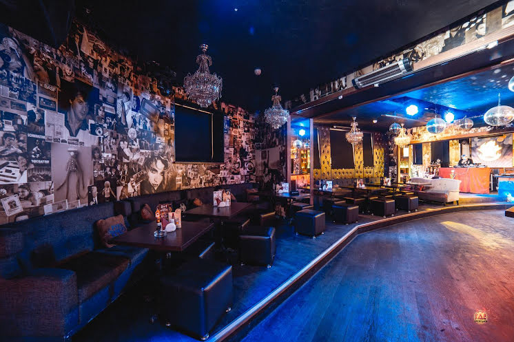 Караоке-зал в «Руки ВВерх! Бар на Грибоедова» фотография №5