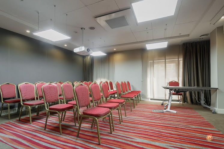 Конференц - зал в «Mercure» фотография №1