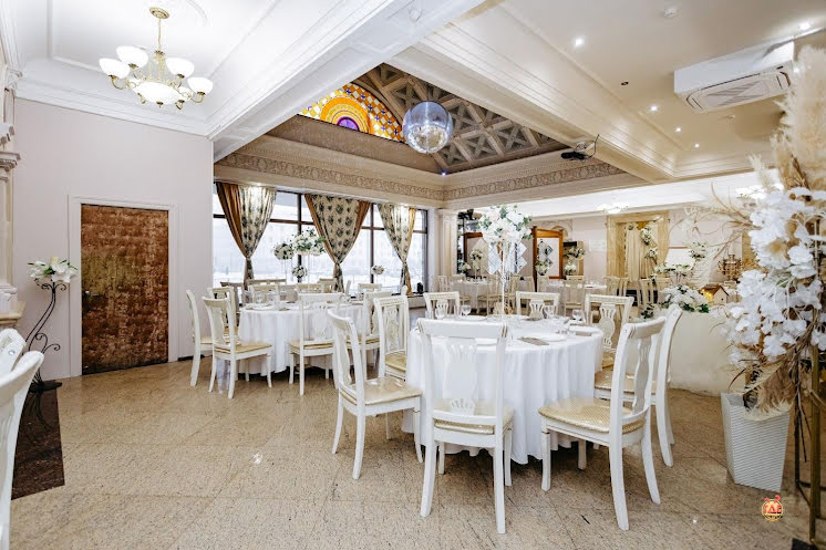 Основной зал  в «На Пушкина» фотография №18