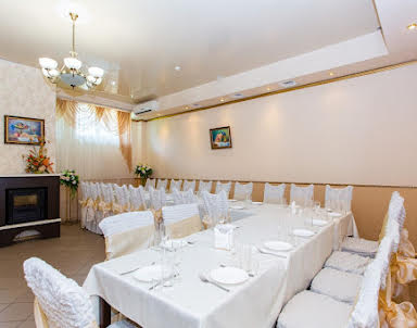  ресторан GRAND на ул. Ядринцевской