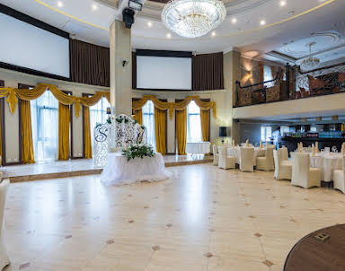  ресторан Flash Royal