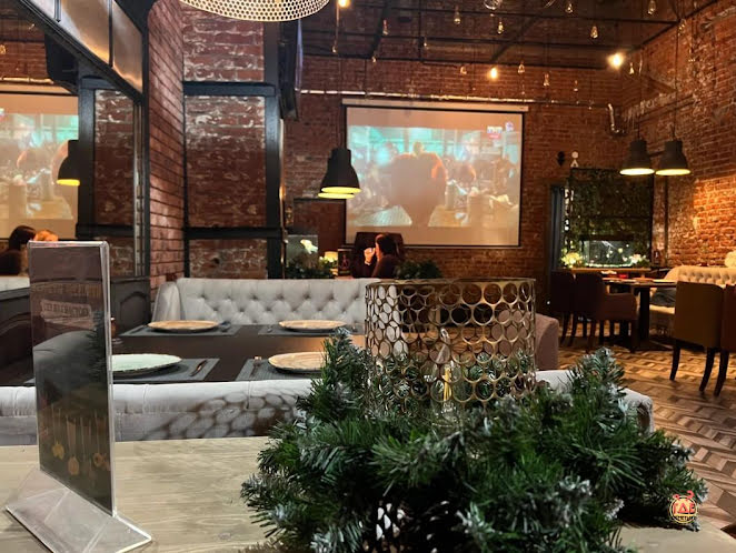 Основной зал  в «Suvoroff» фотография №12