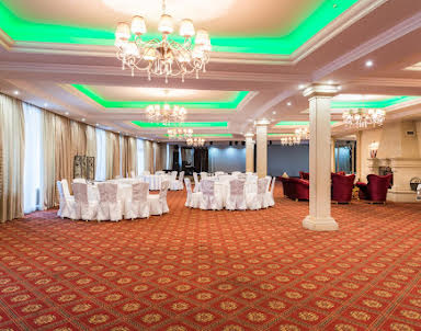  ресторан Бакинский бульвар  Аврора