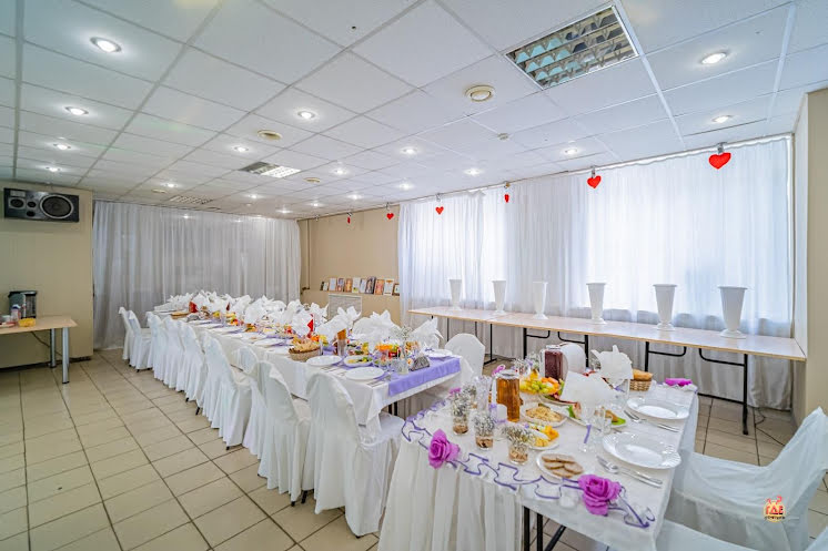 Банкетный зал в «Люкс» фотография №8