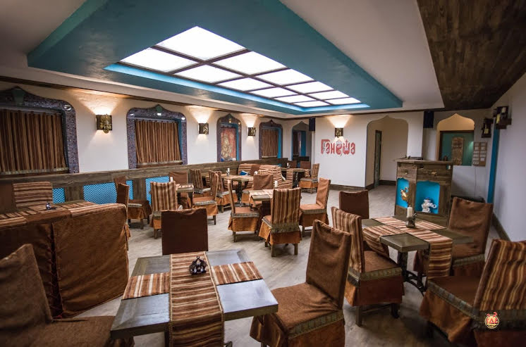 Зал «Ганеша» в «Баклажан» фотография №1
