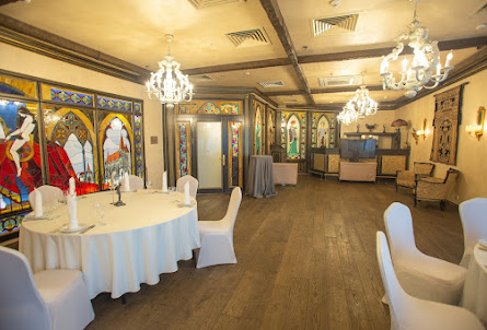 Ресторан «Висконти» в Зал «Вивальди–Боккерини»