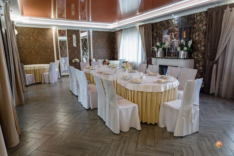 Каминный зал в «Вилла» фотография №8