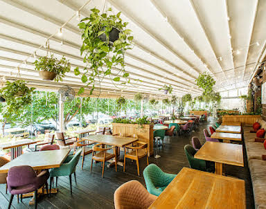  ресторан Rodina южной кухни