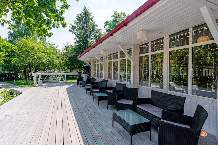 Яблоневый сад в «Apple Hill» фотография №6