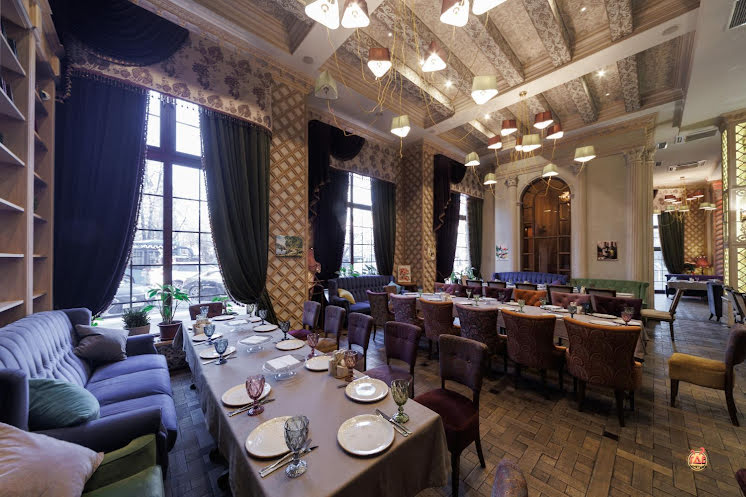 Основной зал в «Вах Генацвале» фотография №8