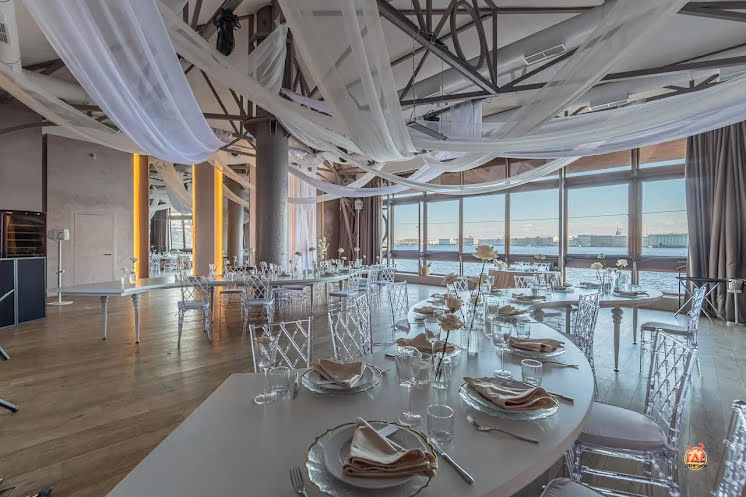 Банкетный зал  в «Ресторан-корабль "Магадан"» фотография №19