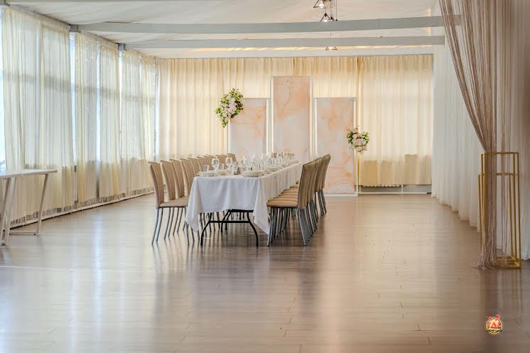 Зал на 120 человек в «Artest» фотография №5