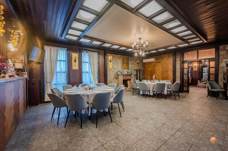 Зал с камином в «Бирюзовое» фотография №18